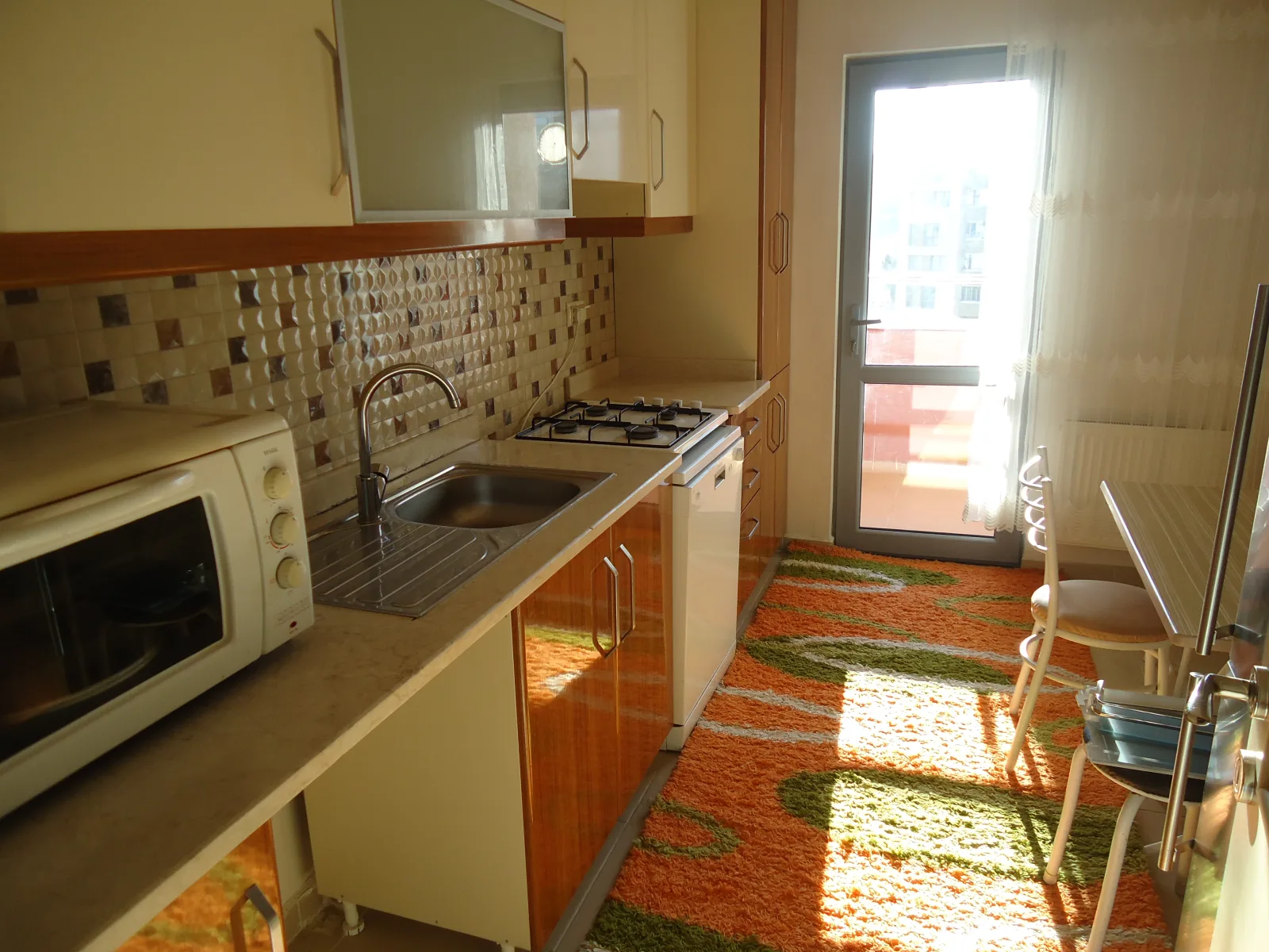 KRC'DEN MERKEZİ KONUMDA KATTA SATILIK 3+1 DAİRE